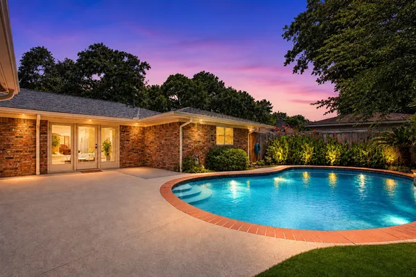 $3,500 | 5335 Indigo Street, Houston, TX 77096