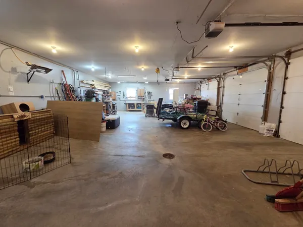 $399,900 | N6769 Donlin Drive, Pardeeville, WI 53954