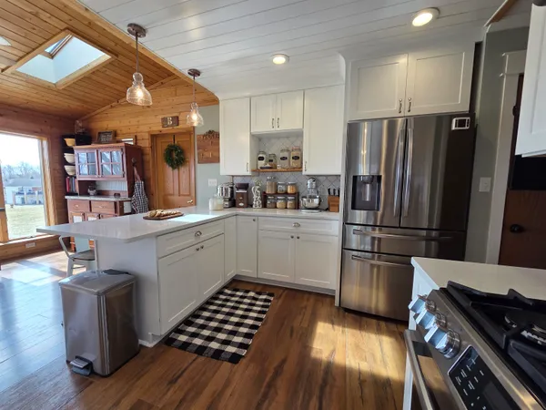 $399,900 | N6769 Donlin Drive, Pardeeville, WI 53954