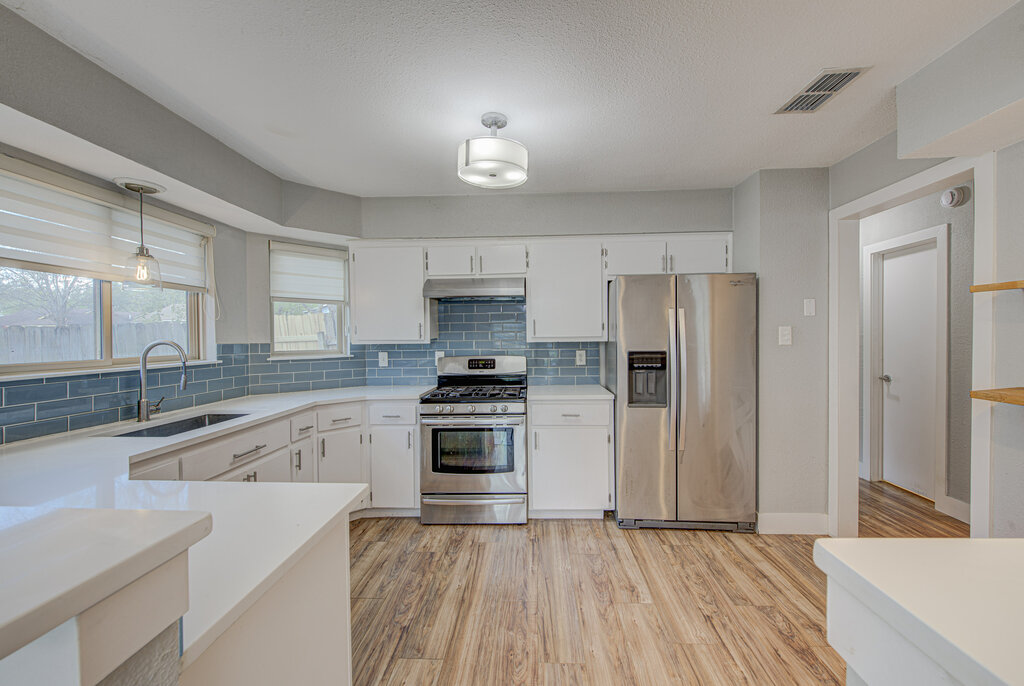 7305 Inspiration Drive Austin, TX 78724 - Photo 7 of 24