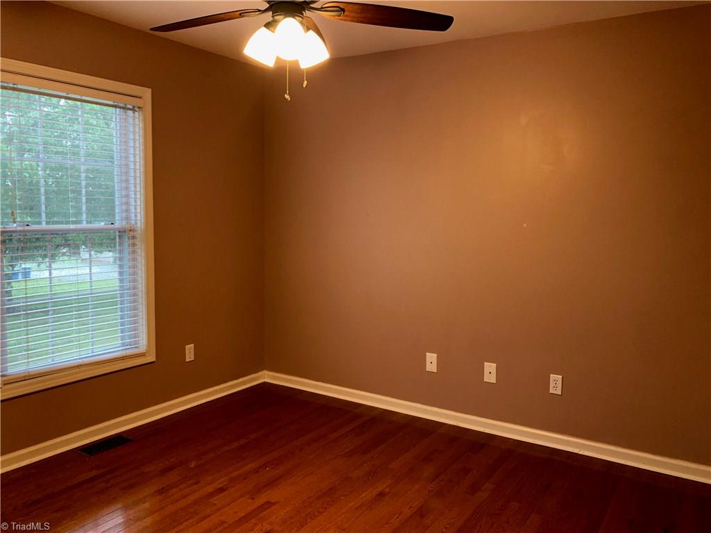 4924 Thom Road Mebane, NC 27302 - Photo 11 of 16 Gallery Image 11