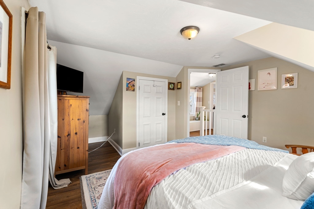 39 Chestnut Street Peabody, MA 01960 - Photo 15 of 42