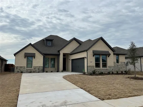 $2,995 | 127 Bowling Green Avenue, Red Oak, TX 75154