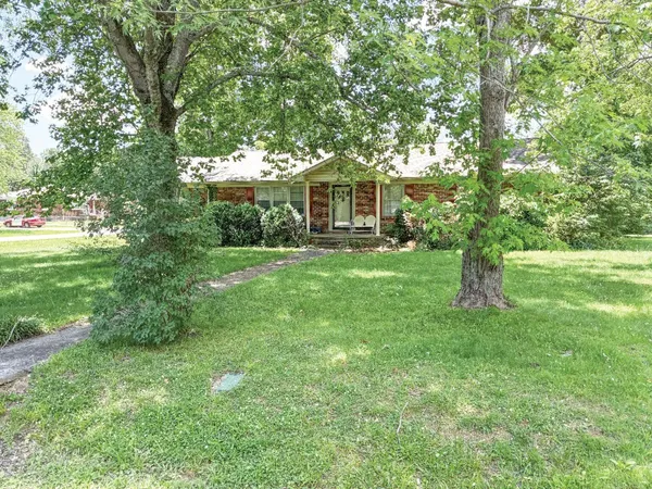 212 Bragg Circle, Tullahoma, TN 37388