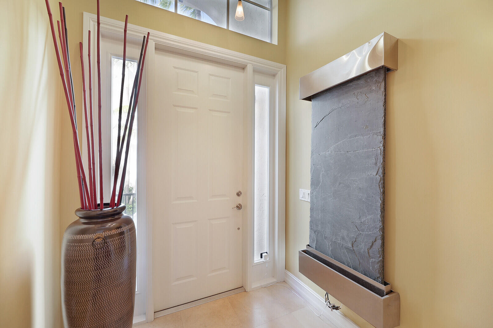 604 Renaissance Way Delray Beach, FL 33483 - Photo 4 of 54 foyer