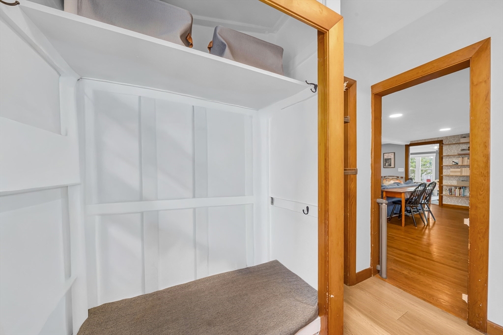 8 Lake Attitash Road Amesbury, MA 01913 - Photo 4 of 37 Gallery Image 4