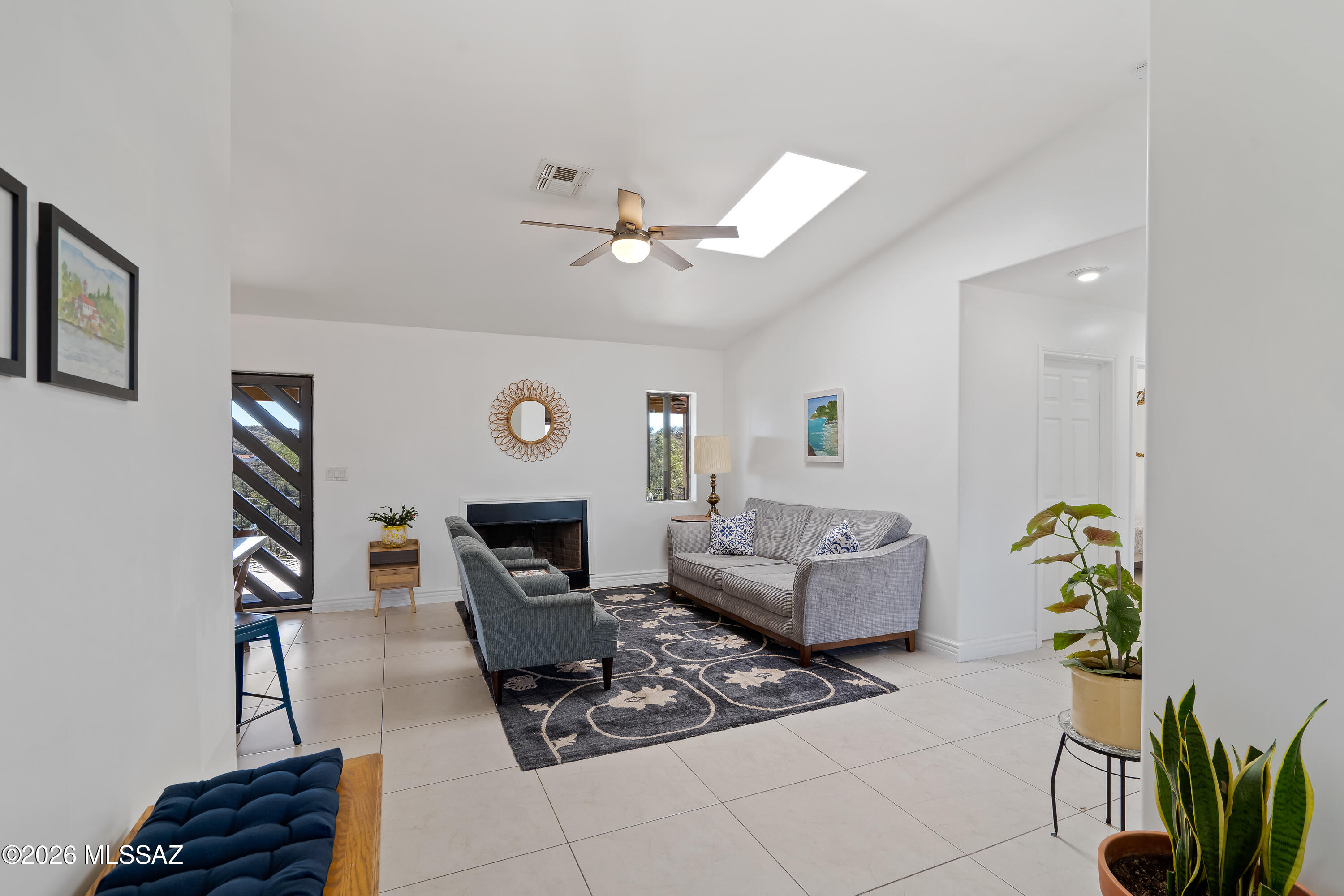 379 Paseo Picamaderos Rio Rico, AZ 85648 - Photo 3 of 28 Gallery Image 3