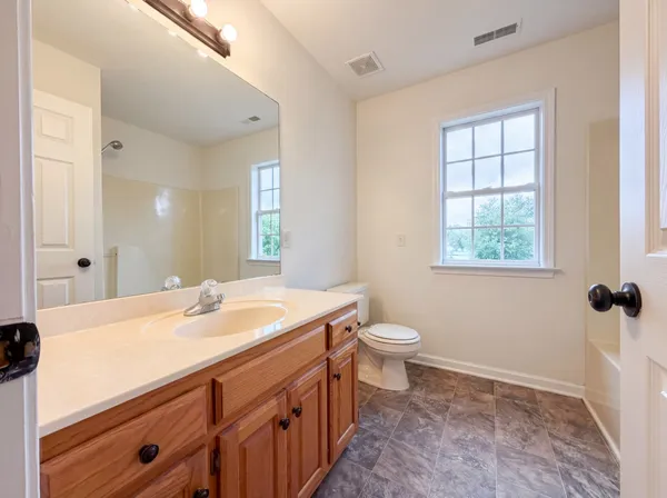 $387,000 | 1309 Andrea Lane, Portland, TN 37148
