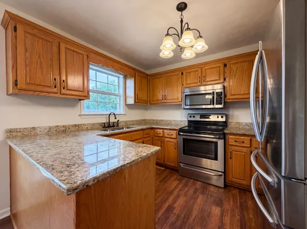 $387,000 | 1309 Andrea Lane, Portland, TN 37148