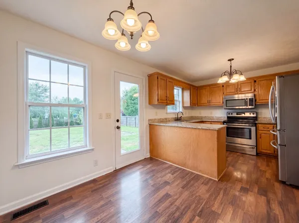 $387,000 | 1309 Andrea Lane, Portland, TN 37148