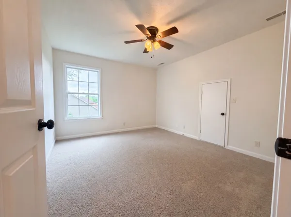 $387,000 | 1309 Andrea Lane, Portland, TN 37148