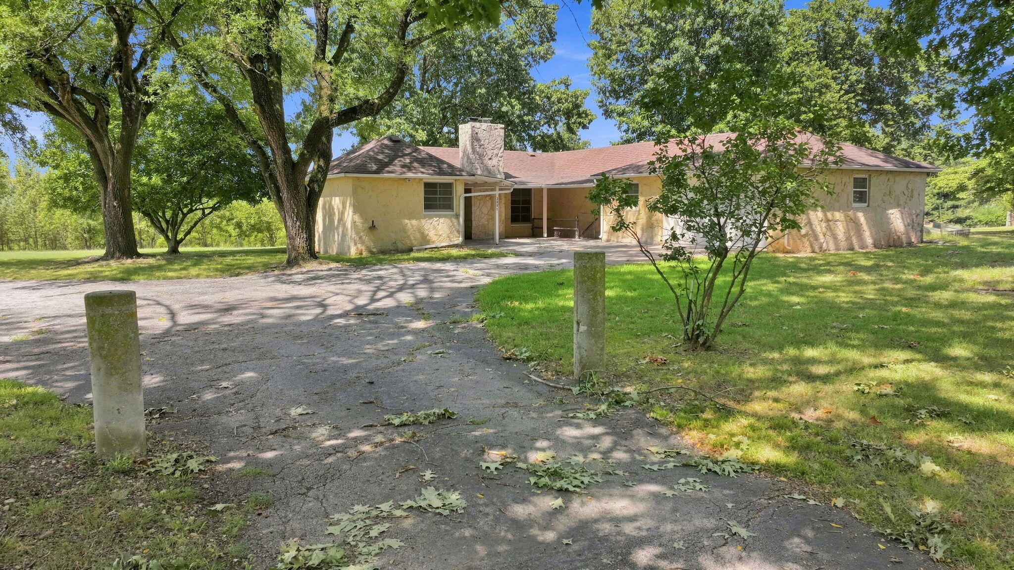 3001 North Weaver Road Ozark, MO 65721 - Photo 31 of 34 8-web-or-mls-front drone 3