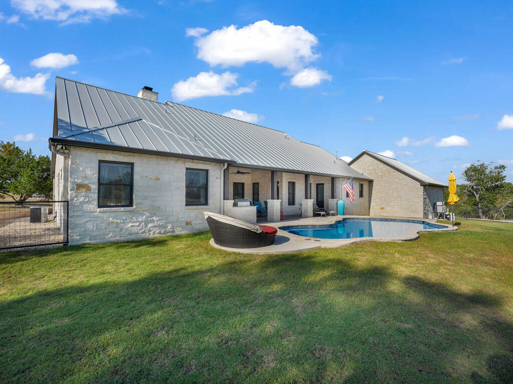 281 Inspiration Loop Comfort, TX 78013 - Photo 54 of 64 Gallery Image 54