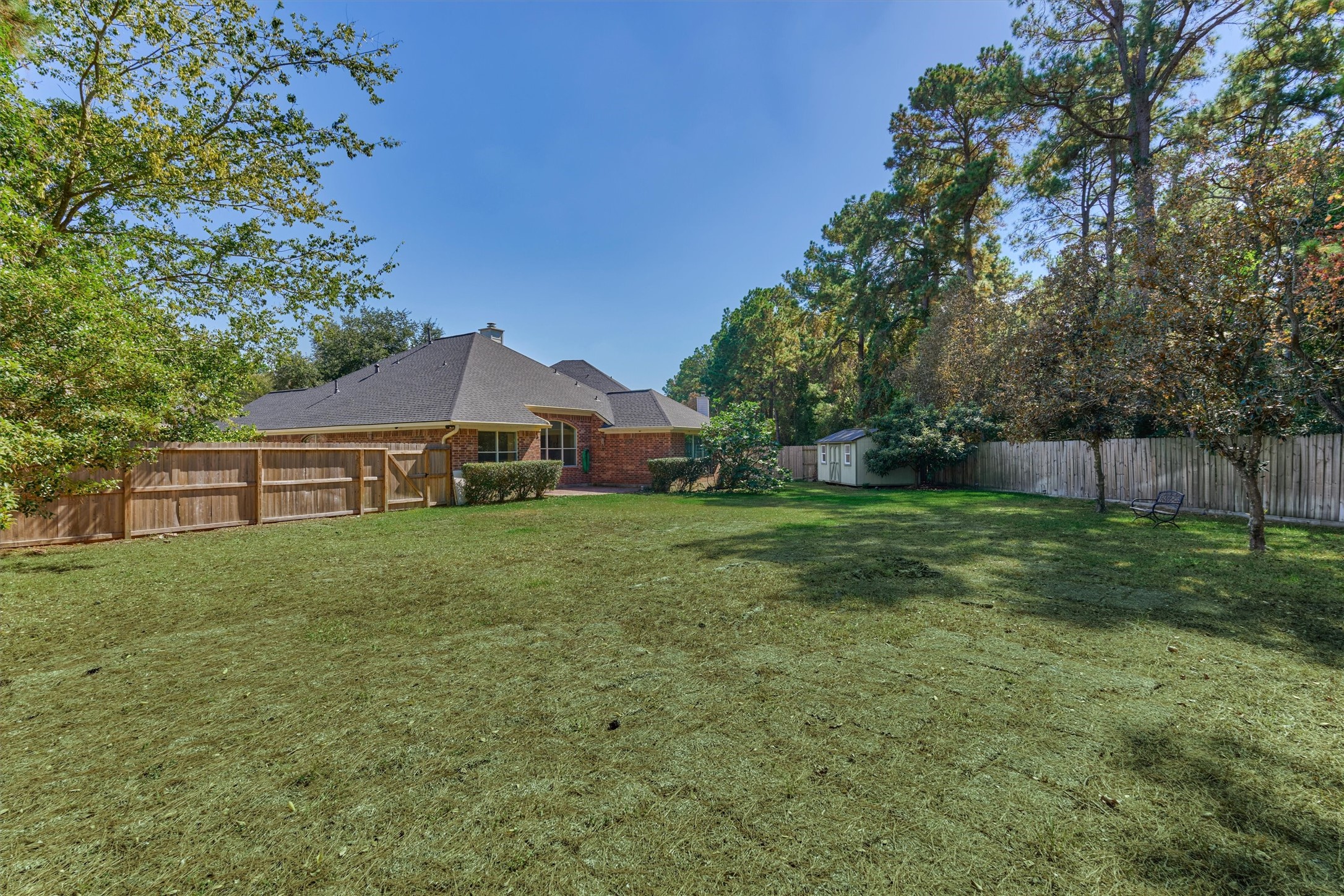 20835 Louetta Oak Drive Spring, TX 77388 - Photo 3 of 39 a front view of a house with yard and green space