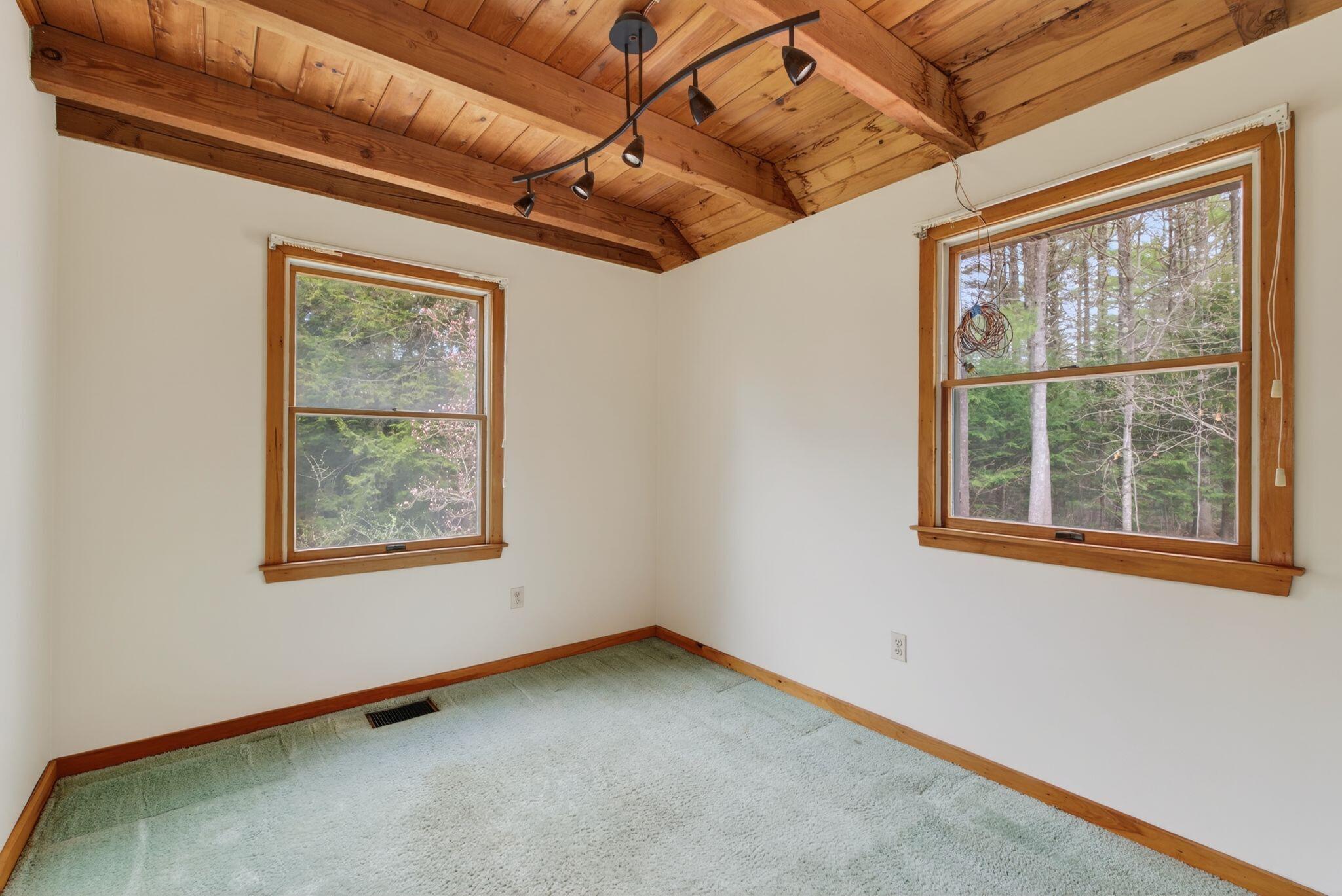 52 Ripley Hill Road Sabattus, ME 04280 - Photo 22 of 55 52 Ripley 51_DSC09334