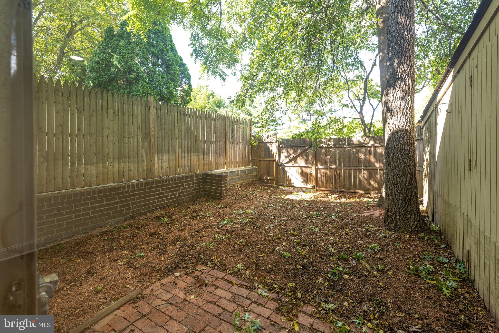 9453 Horizon Run Road, Unit 8F Montgomery Village, MD 20886 - Photo 25 of 26
