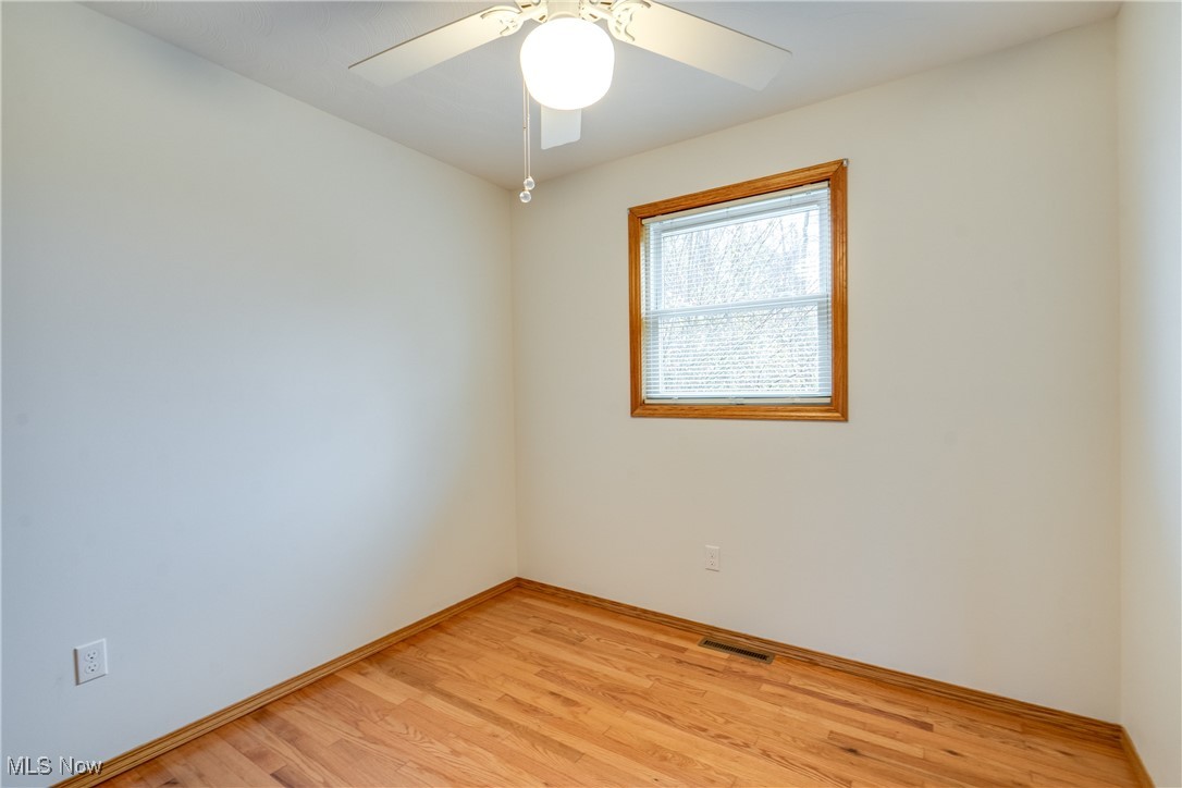 64318 Haught Road Cambridge, OH 43725 - Photo 20 of 34 Bedroom 3