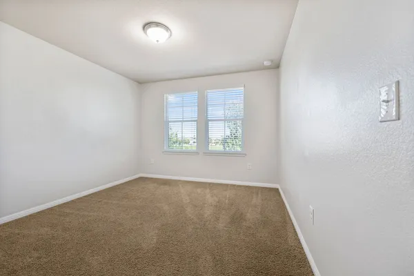 $1,995 | 711 Katmai Circle, Pflugerville, TX 78660