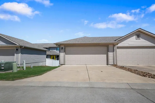 $1,995 | 711 Katmai Circle, Pflugerville, TX 78660