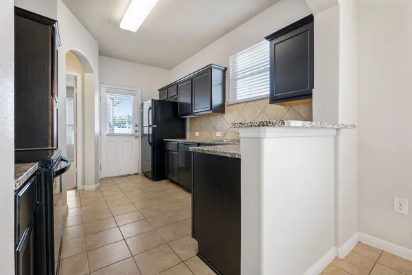$1,995 | 711 Katmai Circle, Pflugerville, TX 78660