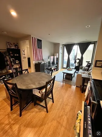 $3,100 | 691 Massachusetts Avenue, Unit 302, Boston, MA 02118