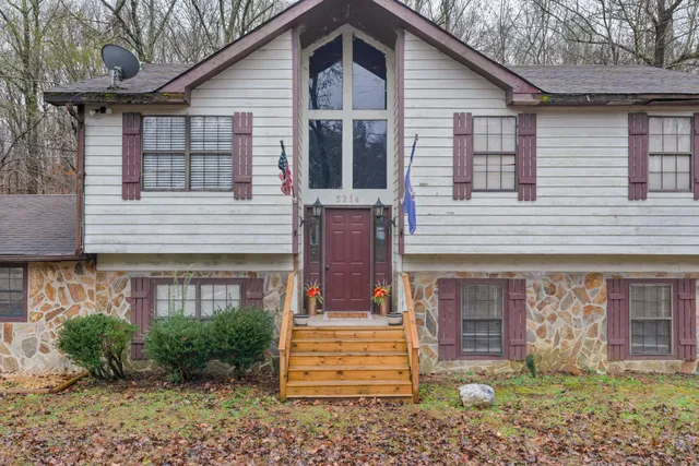 $258,000 | 3214 Headrick Circle Southeast, Dalton, GA 30721