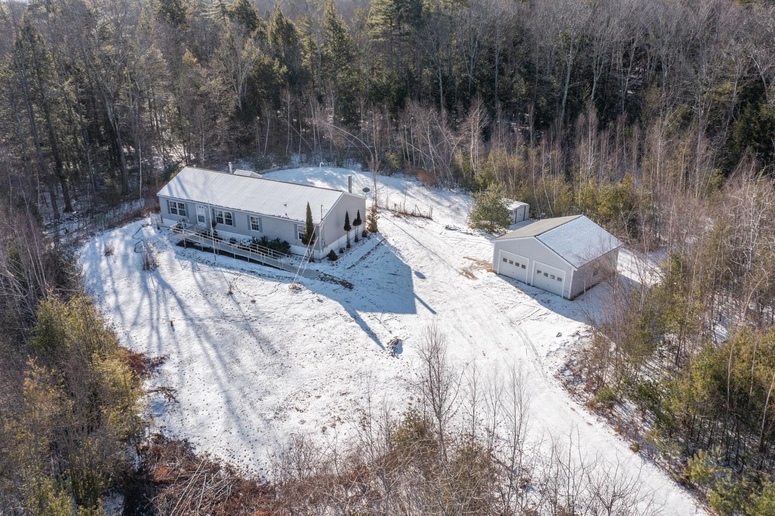 583 First Crown Point Road Strafford, NH 03884 - Photo 1 of 36