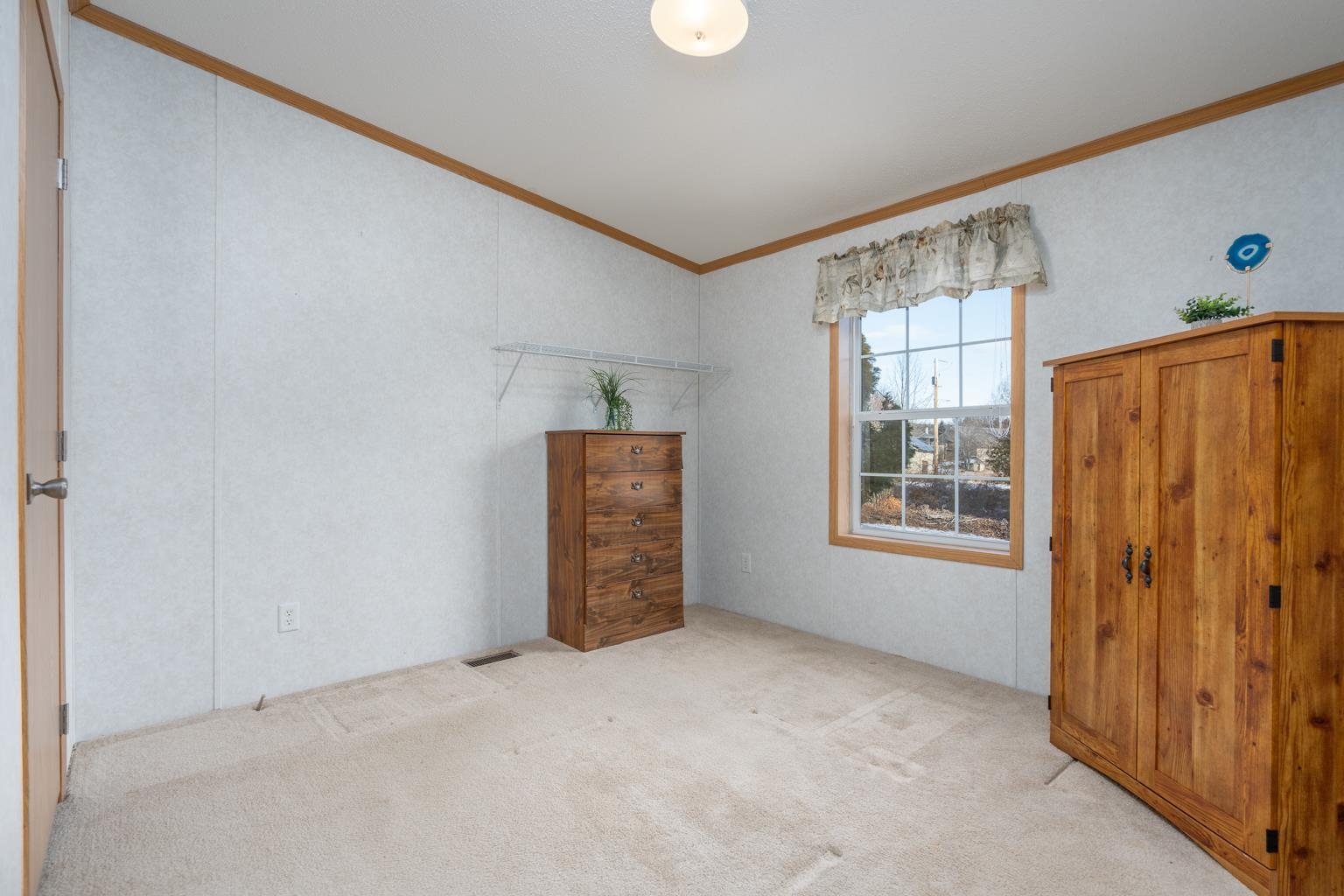 583 First Crown Point Road Strafford, NH 03884 - Photo 13 of 36