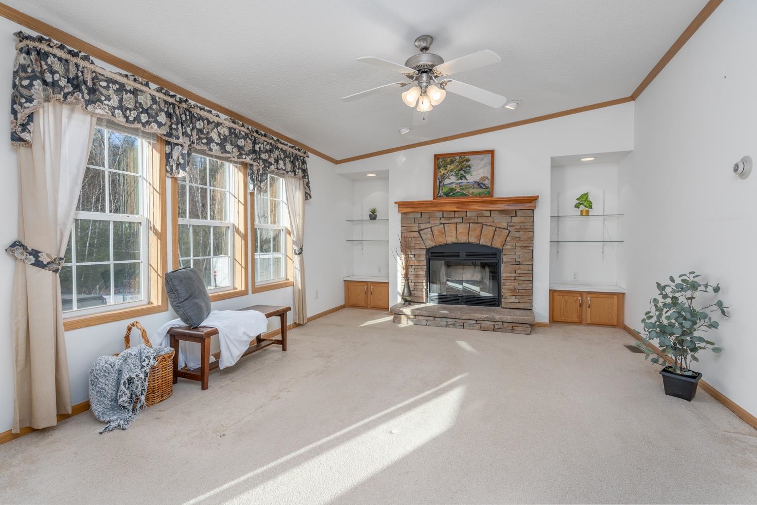 583 First Crown Point Road Strafford, NH 03884 - Photo 3 of 36