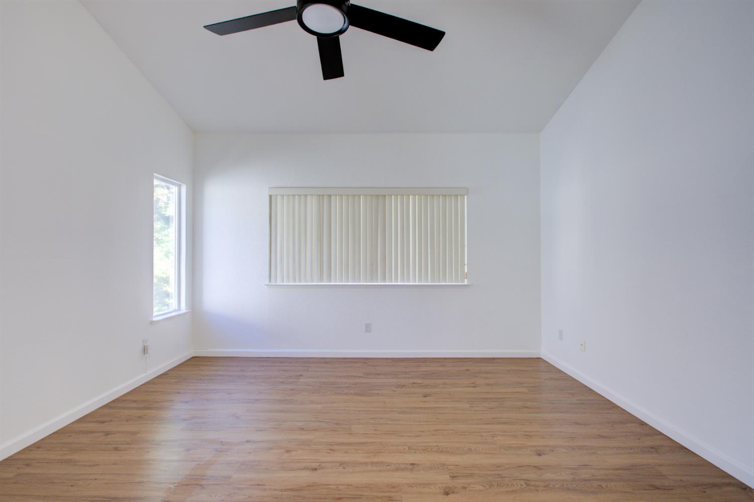 3081 Joshua Tree Circle Stockton, CA 95209 - Photo 31 of 57