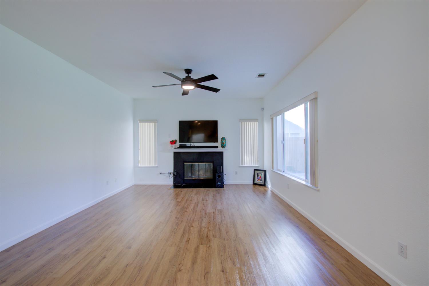 3081 Joshua Tree Circle Stockton, CA 95209 - Photo 47 of 57