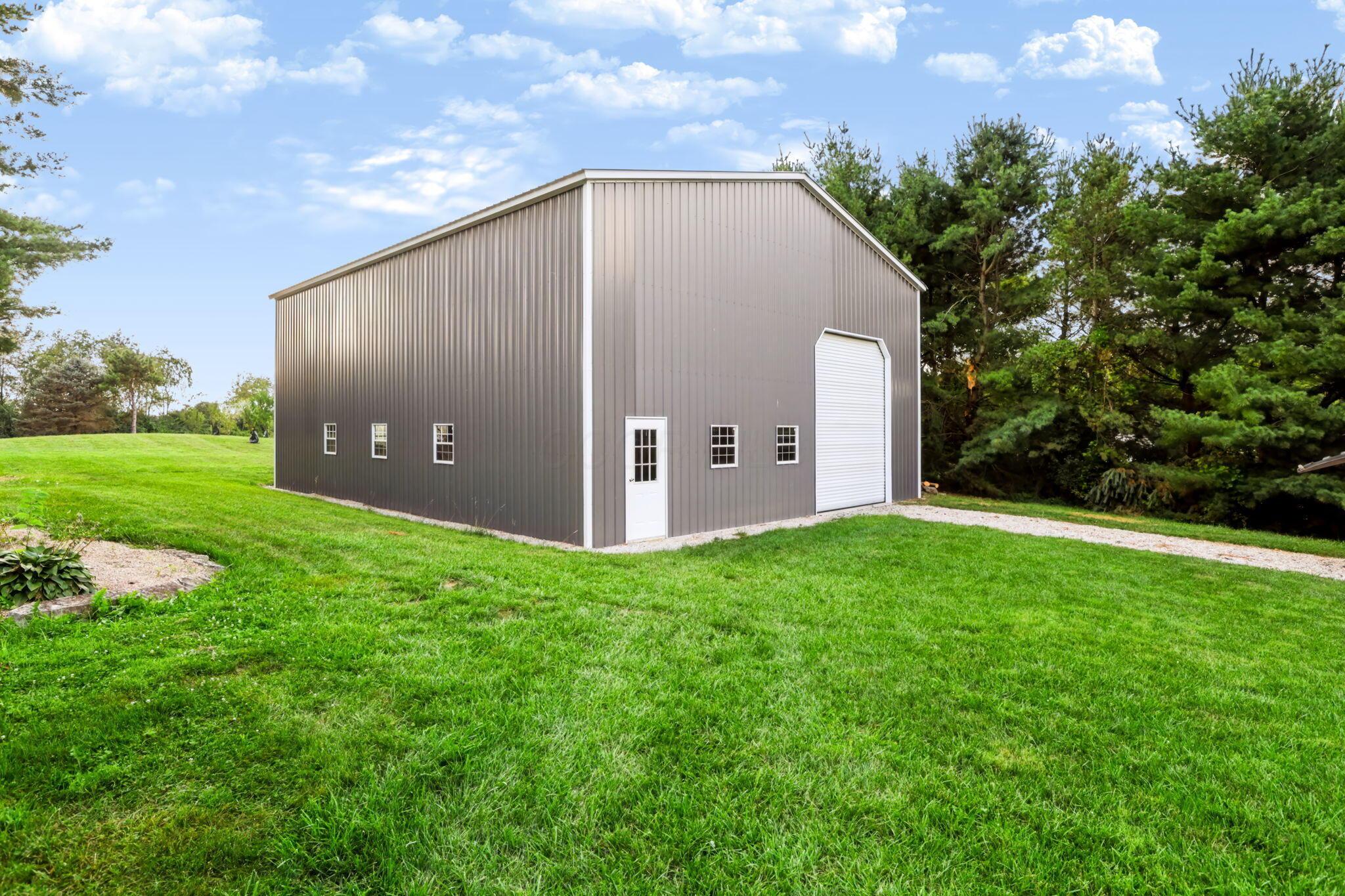 26741 Shoemaker Road Circleville, OH 43113 - Photo 70 of 90 70-web-or-mls-939A0756