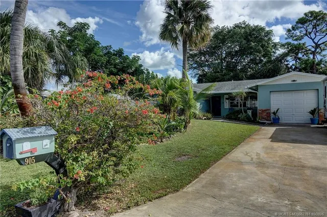 $4,500 | 905 Southeast Flamingo Avenue, Stuart, FL 34996