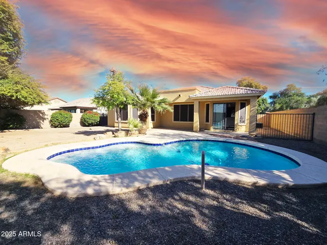 $409,990 | 6628 South 26th Drive, Phoenix, AZ 85041