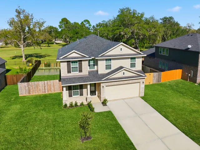 $355,990 | 2319 Ridgewood Drive, West Columbia, TX 77486