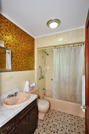 22 Sutherland Road Arlington, MA 02476 - Photo 20 of 26