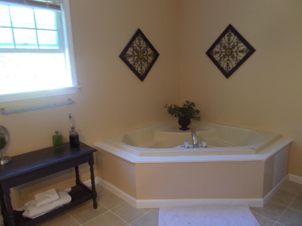 367 Bean Hill Road Belmont, NH 03220 - Photo 16 of 32 Gallery Image 16