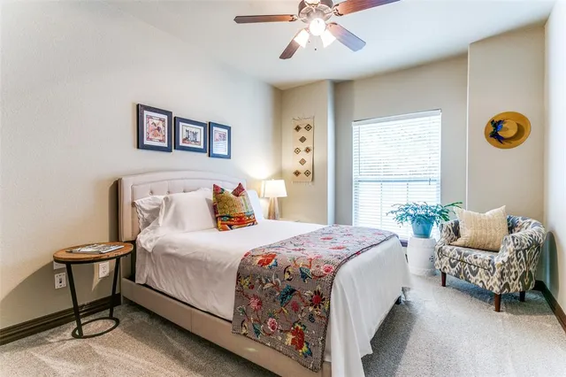 $799,000 | 223 Wood Street, Unit 201, Grapevine, TX 76051