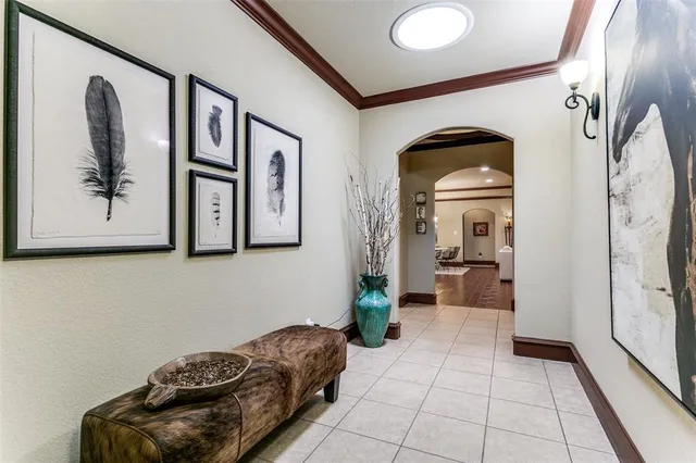 $799,000 | 223 Wood Street, Unit 201, Grapevine, TX 76051