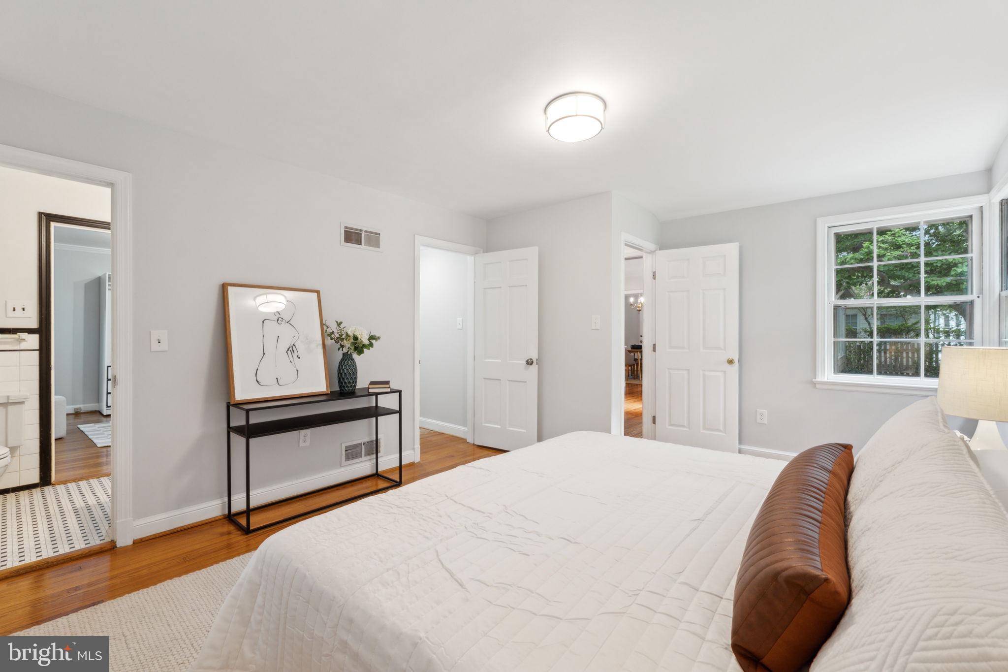 5910 Overlea Road Bethesda, MD 20816 - Photo 21 of 50 Primary Bedroom in the main level