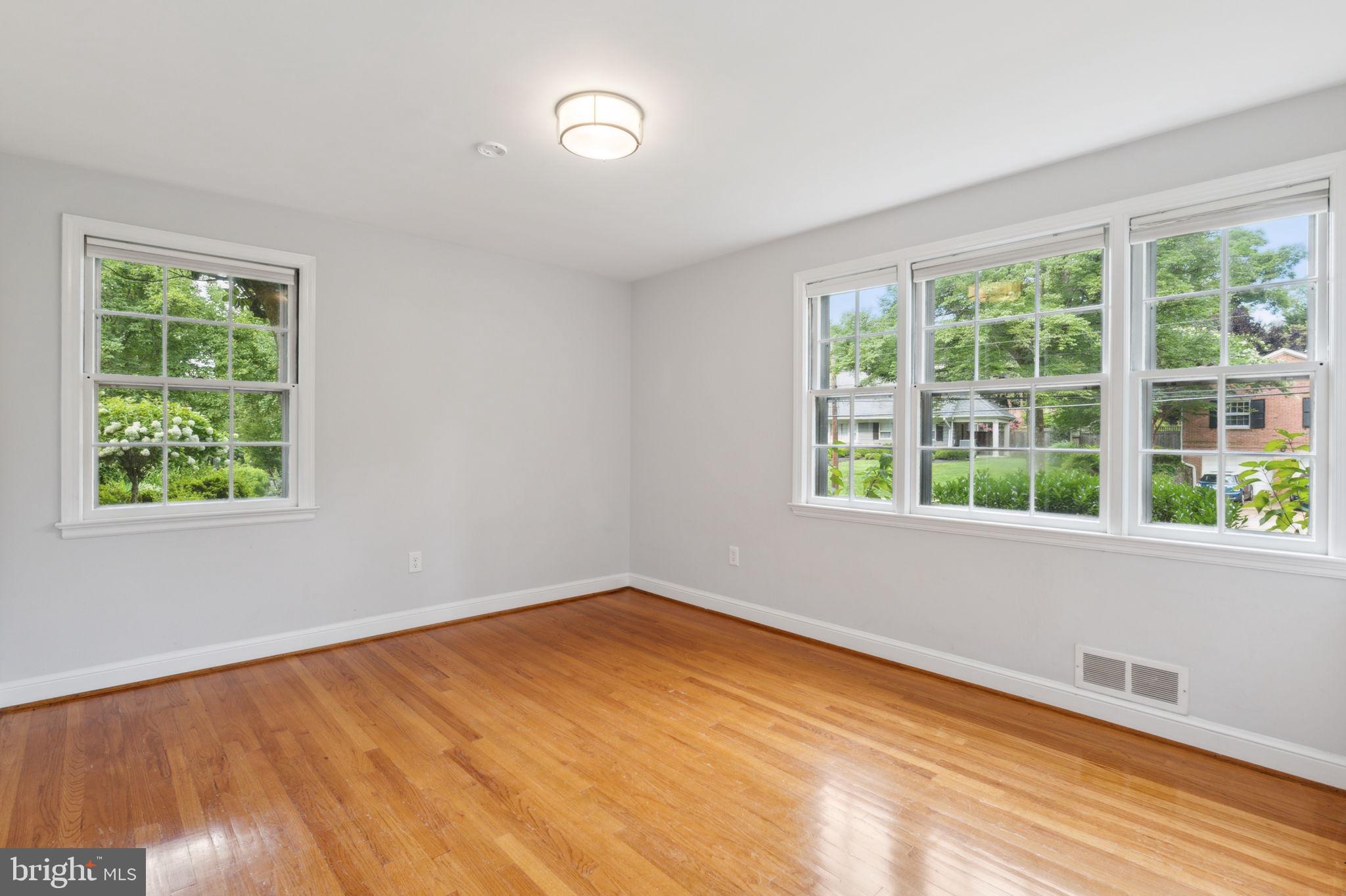 5910 Overlea Road Bethesda, MD 20816 - Photo 27 of 50 Main Level - 2nd Bedroom