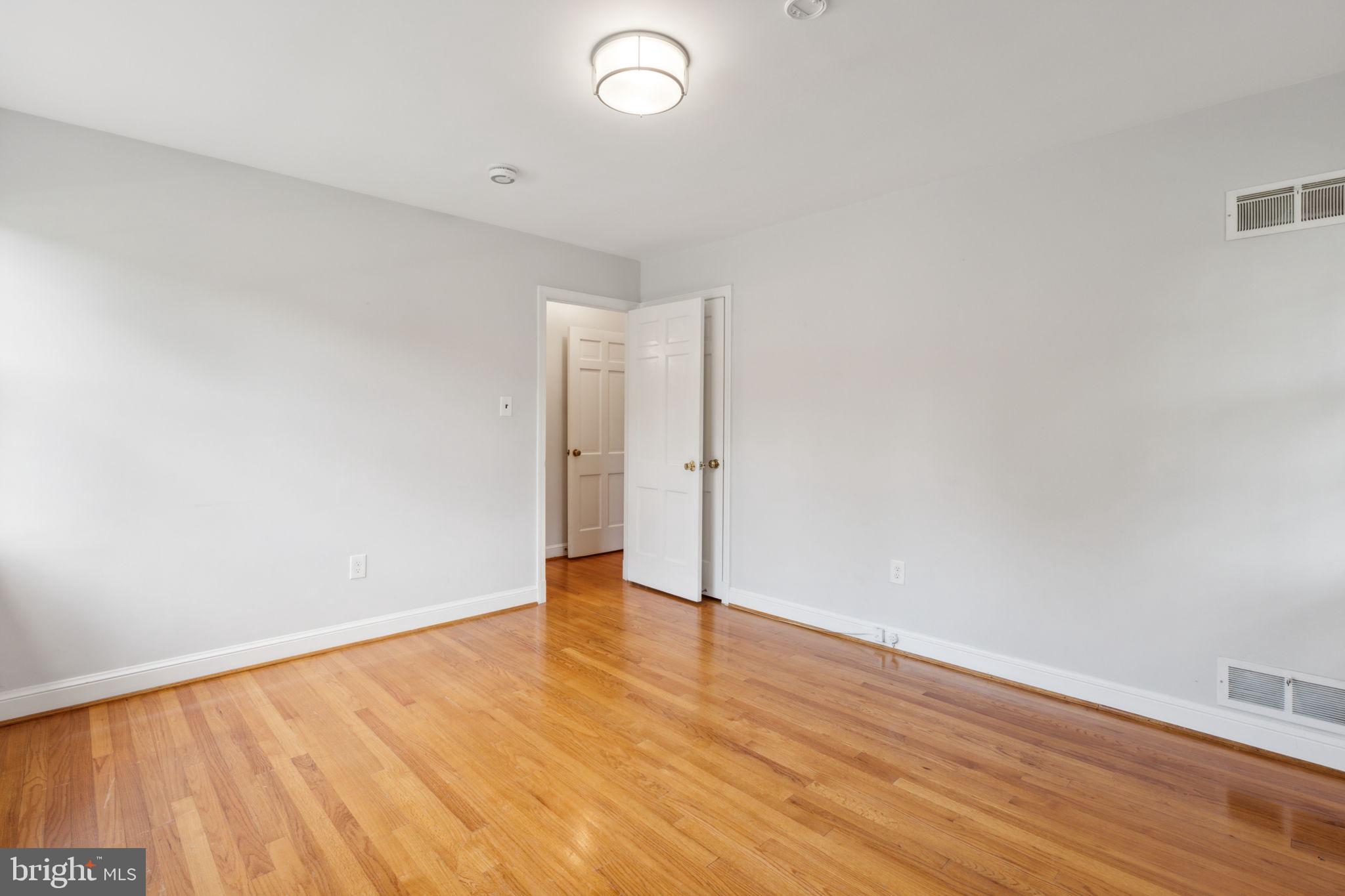 5910 Overlea Road Bethesda, MD 20816 - Photo 28 of 50 Main Level - 2nd Bedroom
