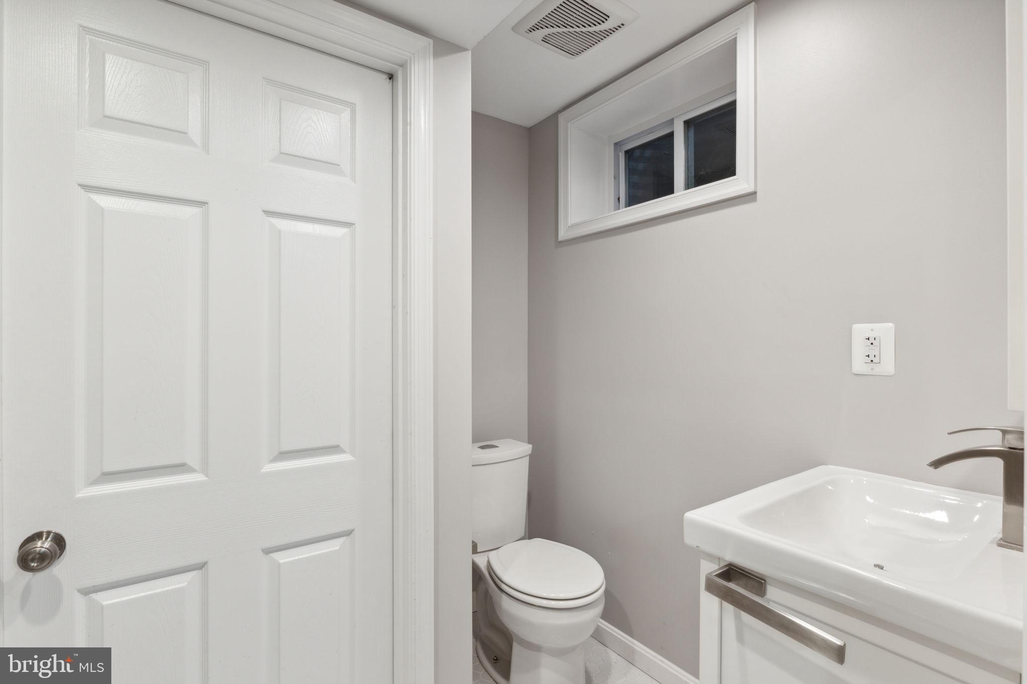 5910 Overlea Road Bethesda, MD 20816 - Photo 43 of 50 5th Full Bathroom - Basement