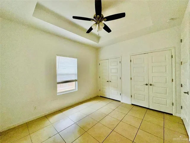 a view of a room with an empty space