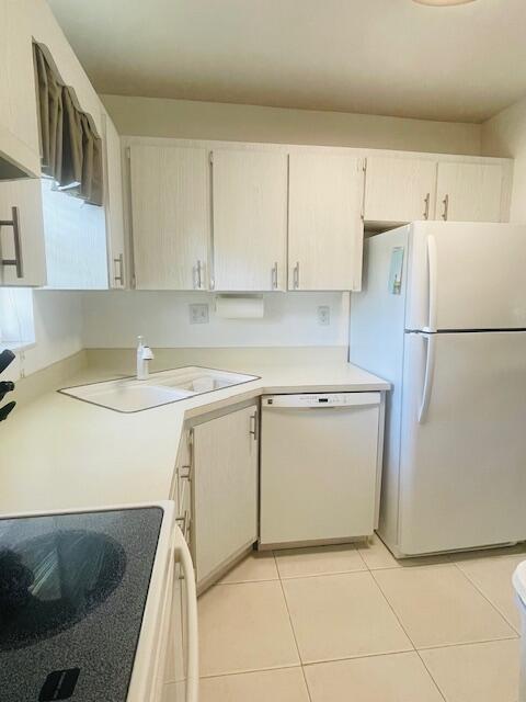 1997 Southwest Palm City Road, Unit D Stuart, FL 34994 - Photo 13 of 38 IMG_1662