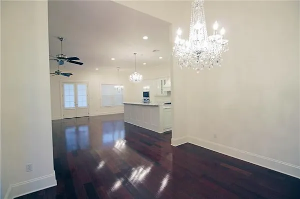 $2,950 | 2 Laux Manor Drive, Metairie, LA 70003