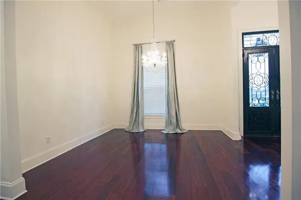 $2,950 | 2 Laux Manor Drive, Metairie, LA 70003