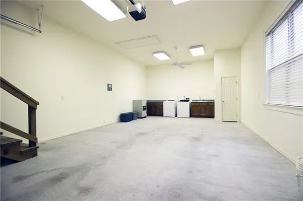 $2,950 | 2 Laux Manor Drive, Metairie, LA 70003