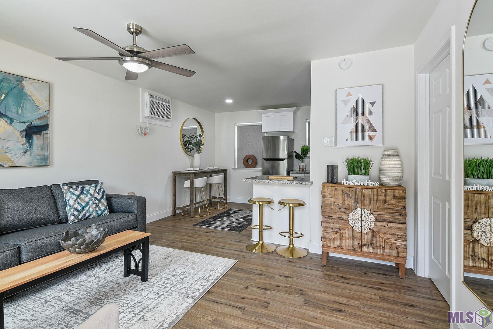 210 Centerville Street Northeast, Unit 3 Denham Springs, LA 70726 - Photo 2 of 10