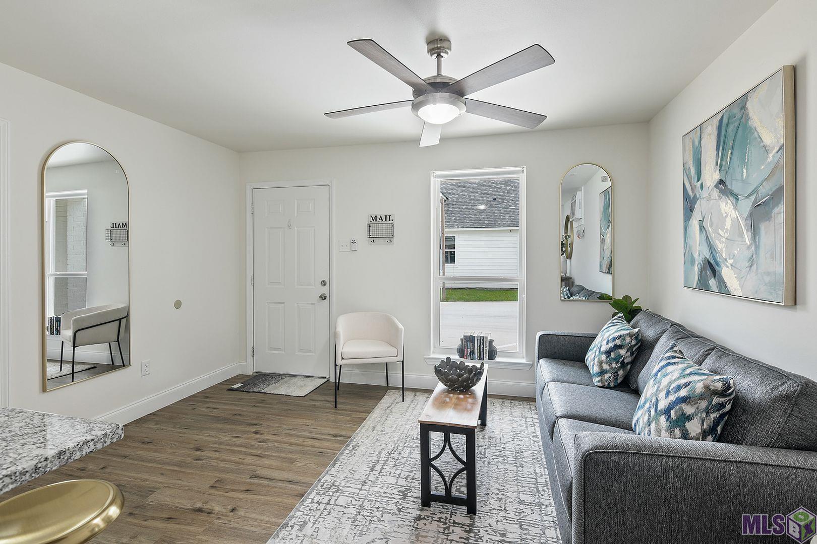 210 Centerville Street Northeast, Unit 3 Denham Springs, LA 70726 - Photo 3 of 10